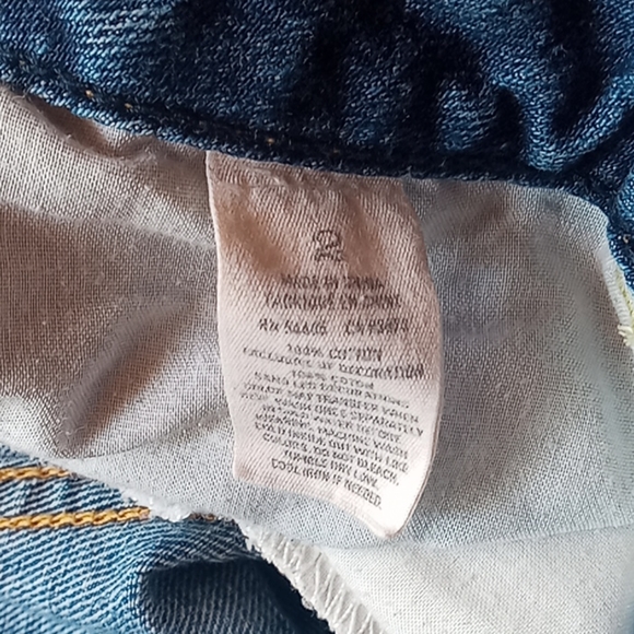 American Eagle shorts - Picture 3 of 4